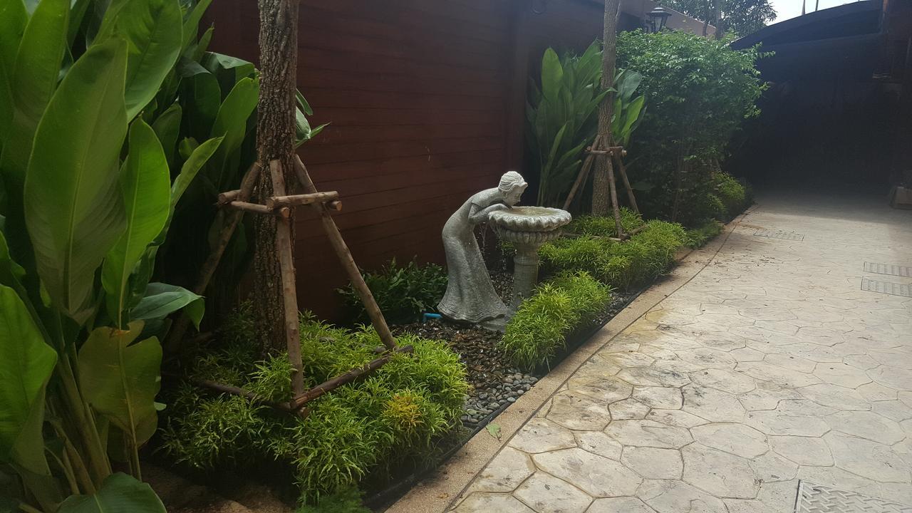 萨迪德公寓式酒店 曼谷 外观 照片